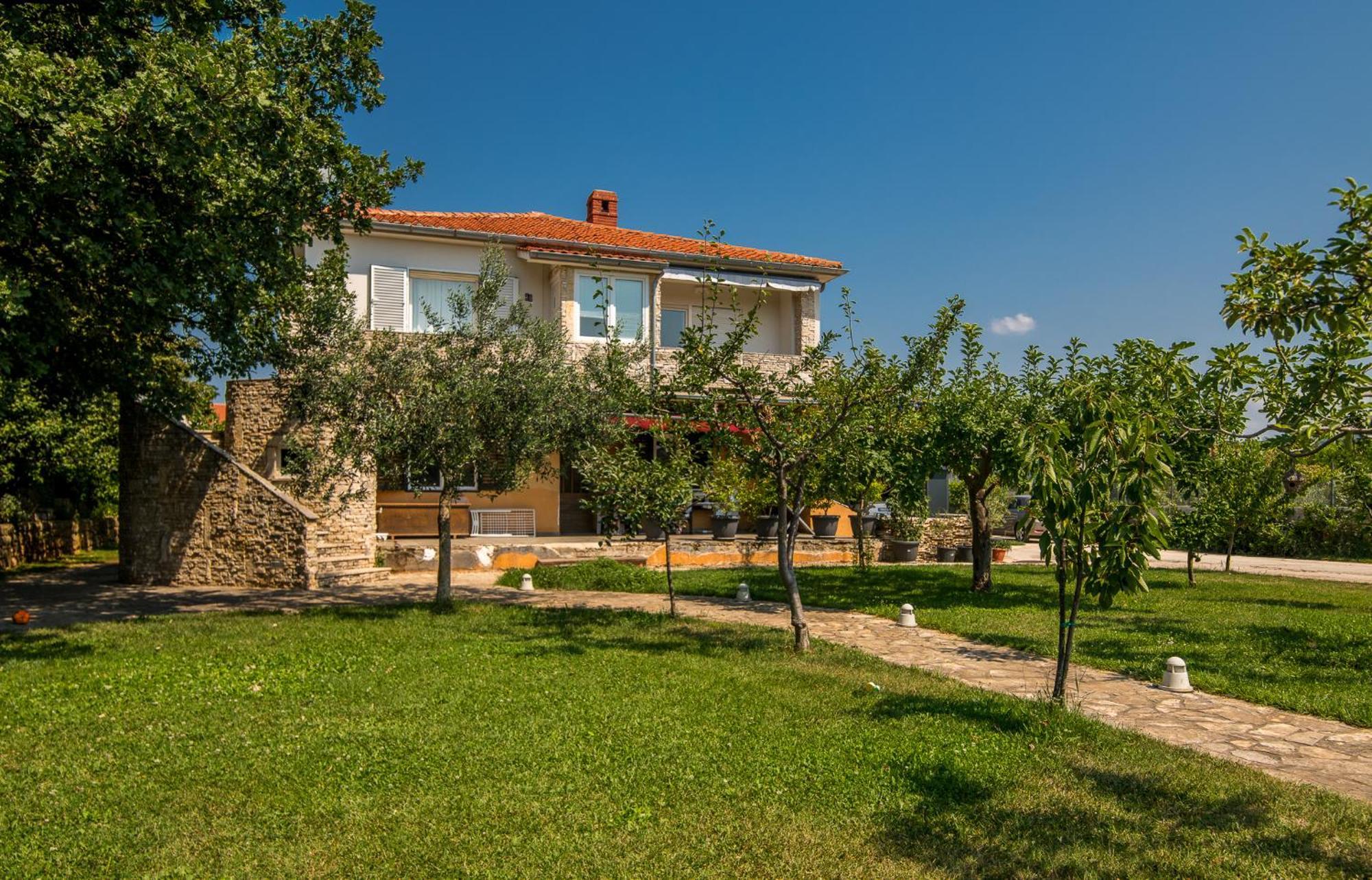 Apartments Stella & Luna Крк Экстерьер фото